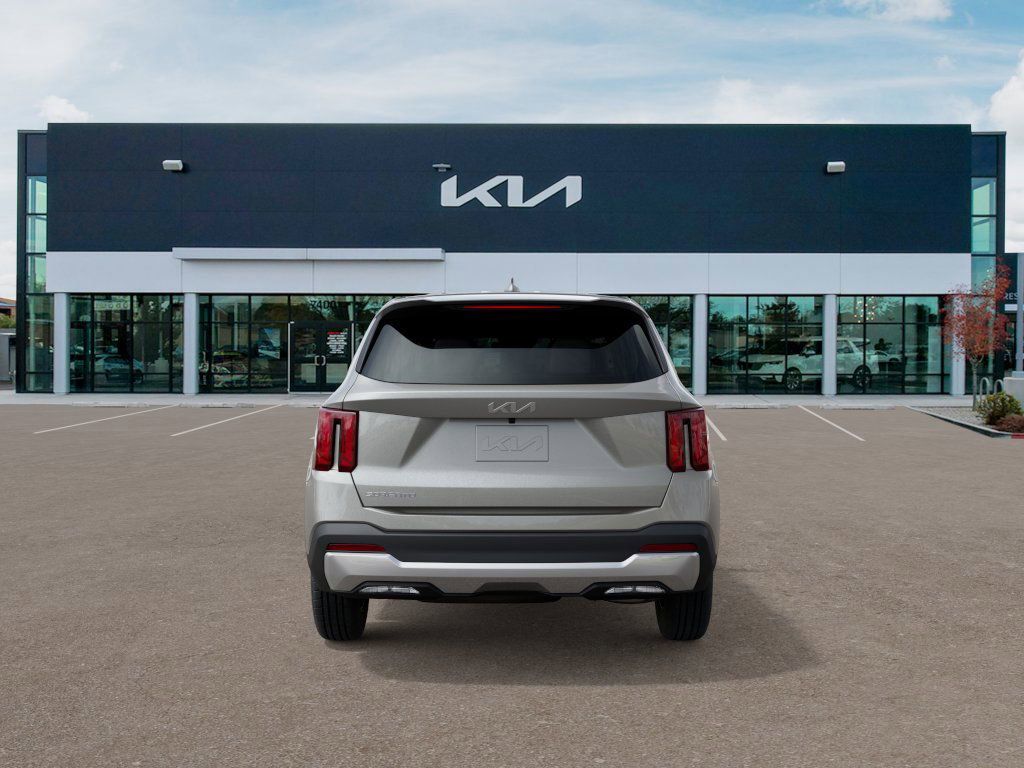 2026 Kia Sorento LX photo 2