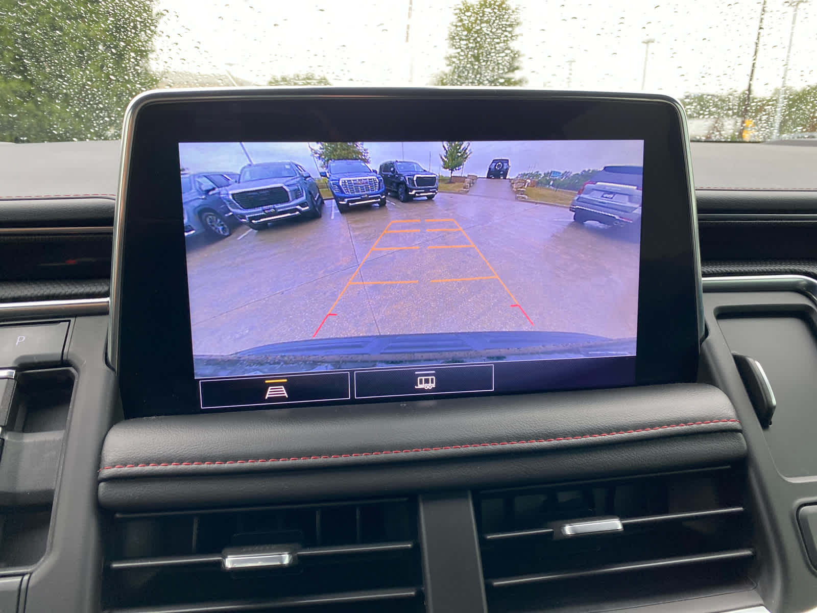 2021 Chevrolet Suburban RST photo 19