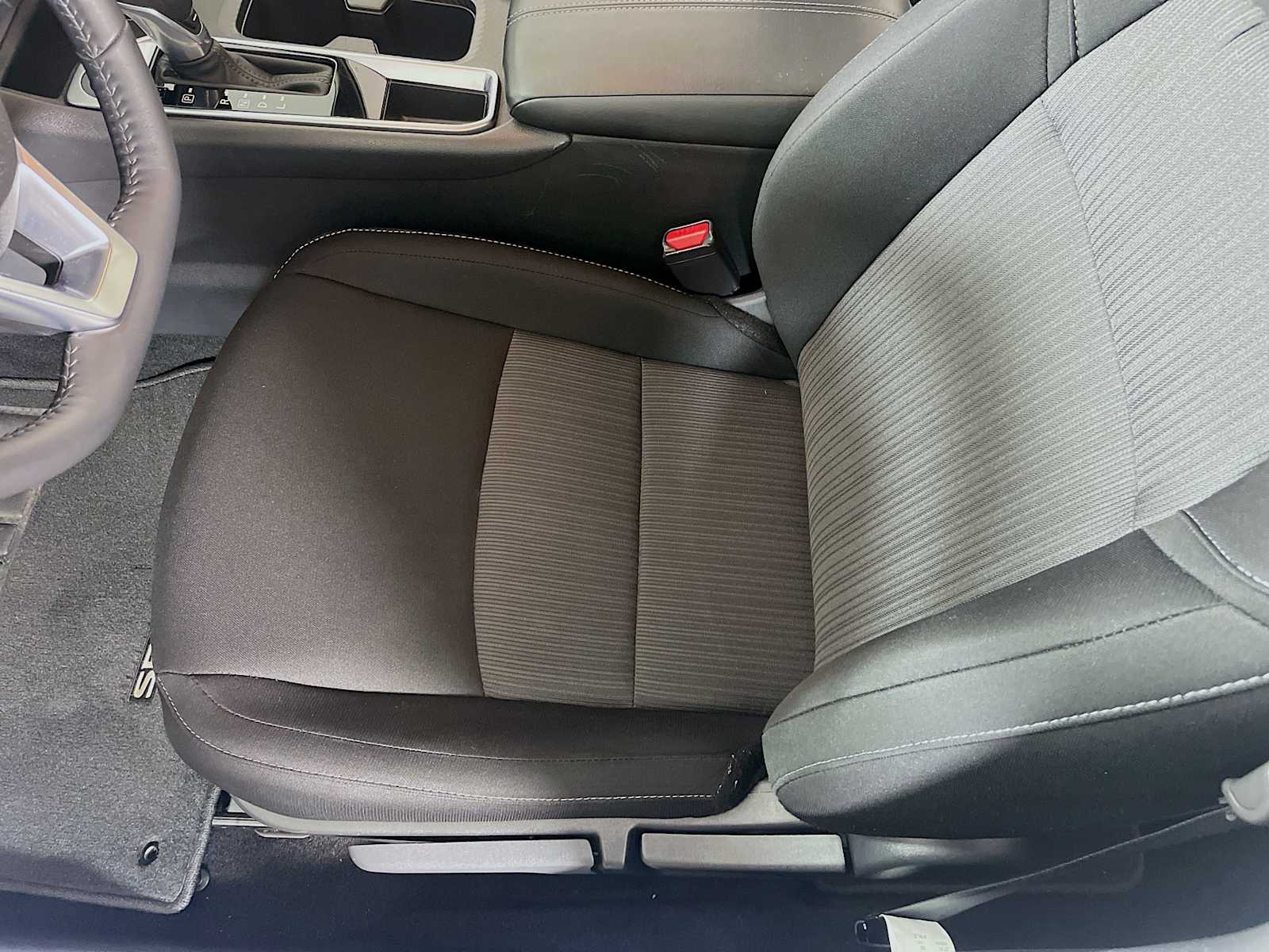 2024 Nissan Sentra SV photo 16