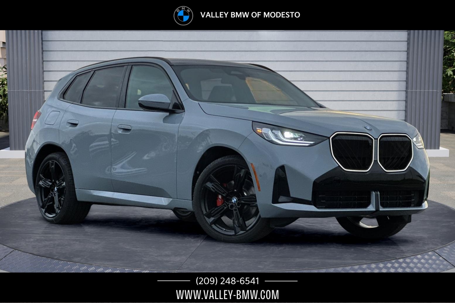 2026 BMW X3 30's photo