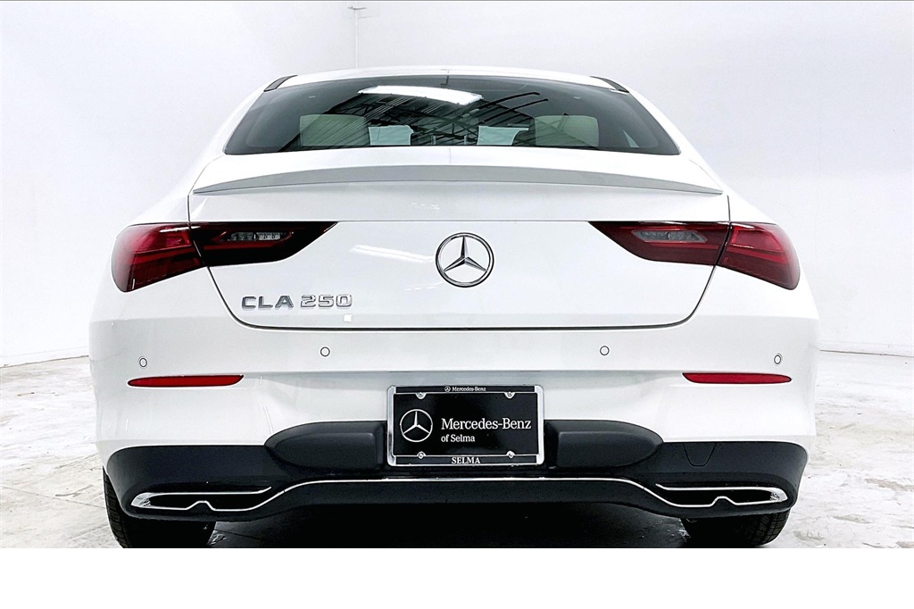 2025 Mercedes Benz CLA 250 photo 4