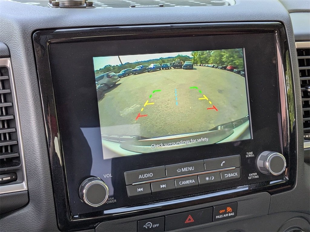 2024 Nissan Frontier SV photo 17
