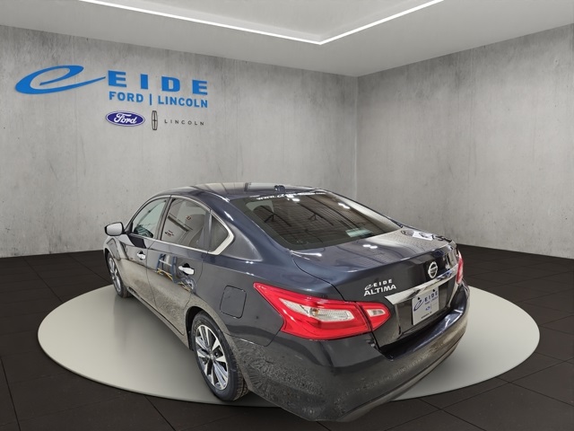 2017 Nissan Altima 2.5 SL photo 4