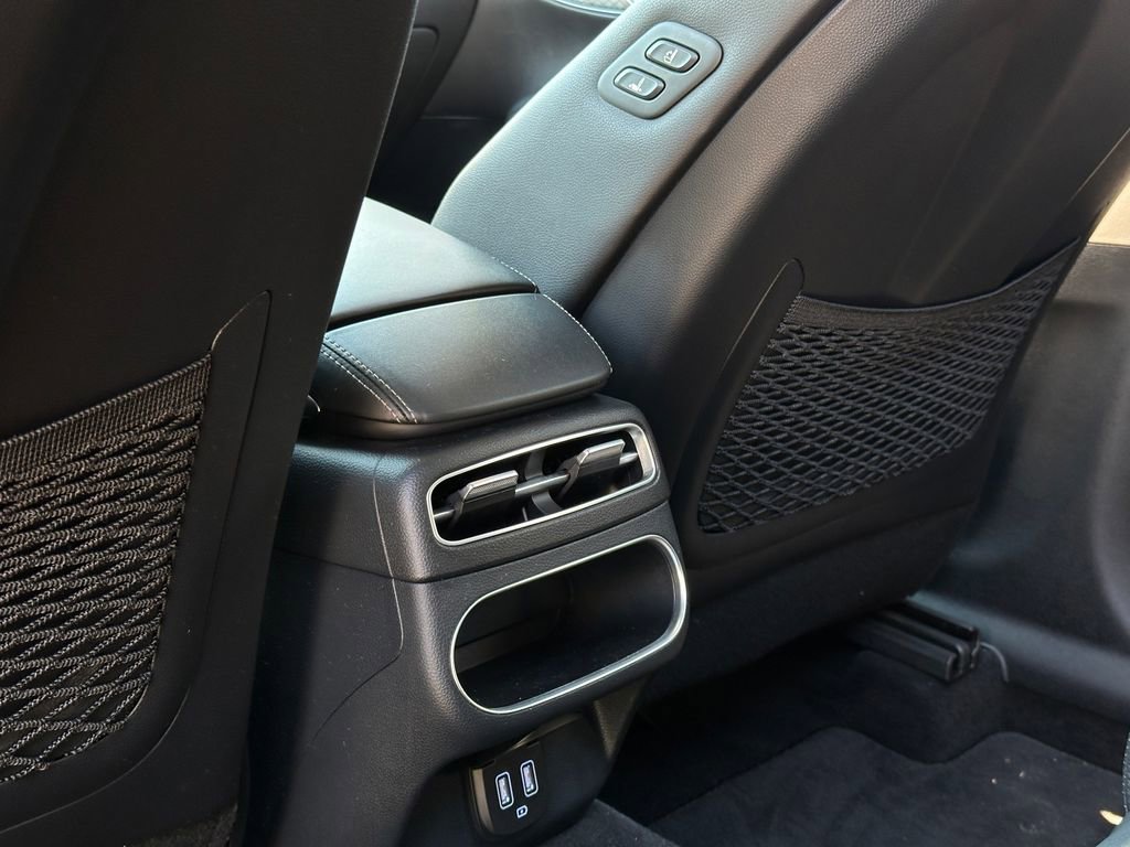 2024 Genesis GV70 2.5T photo 17