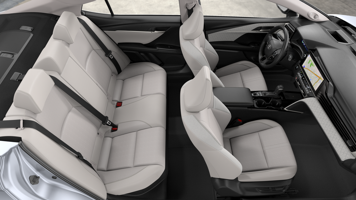 2025 Toyota Camry XLE photo 18