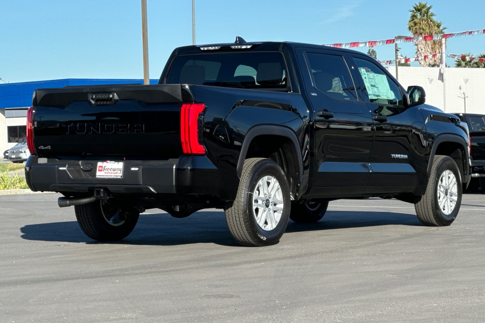 2025 Toyota Tundra SR5 photo 4