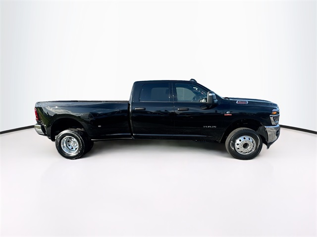 2025 Ram 3500 Big Horn photo 7