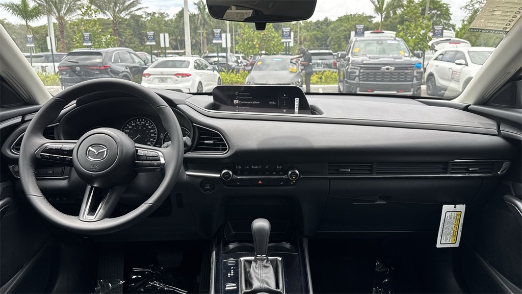 2025 Mazda CX-30 2.5 S Preferred photo 14