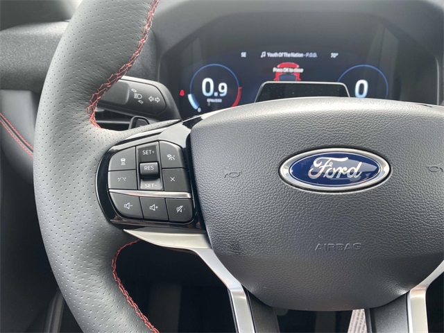 2025 Ford Explorer ST photo 19