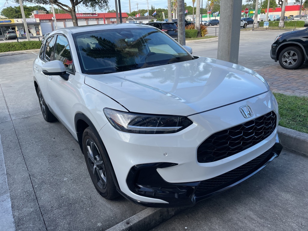 2024 Honda HR-V EX-L photo 3