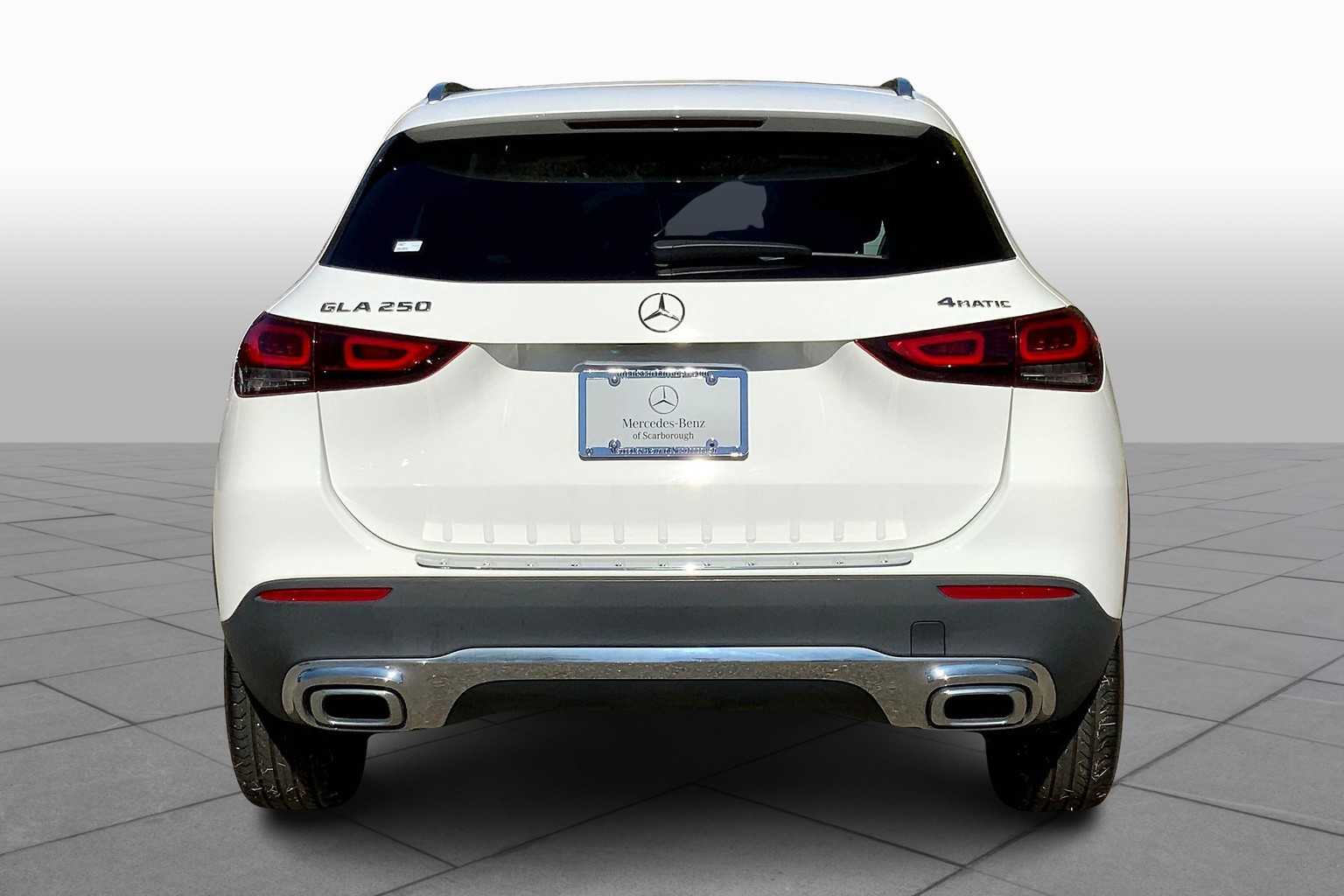 2023 Mercedes Benz GLA 250 4MATIC photo 4