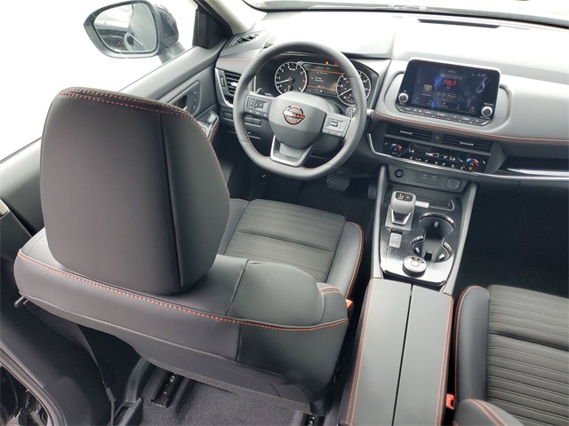 2026 Nissan Rogue SV photo 6