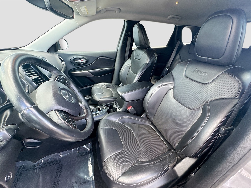 2019 Jeep Cherokee Limited photo 19