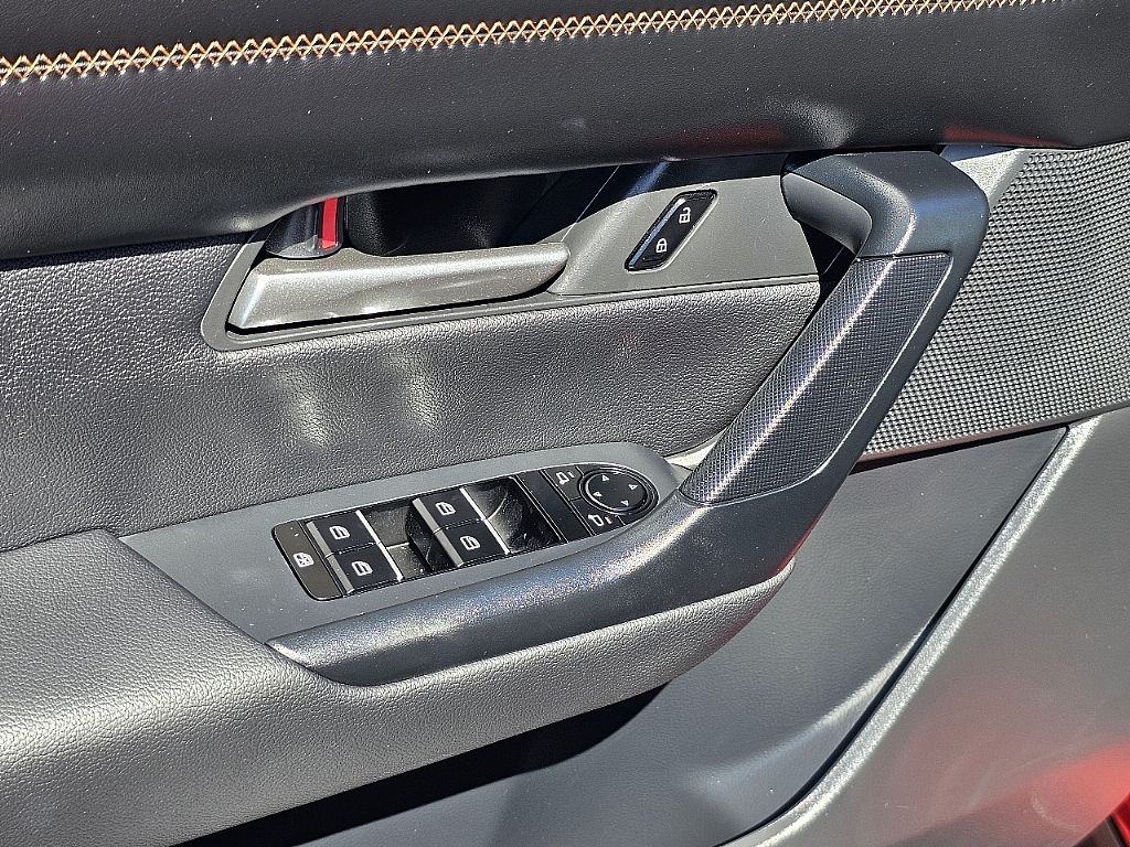 2025 Mazda CX-50 Premium photo 23