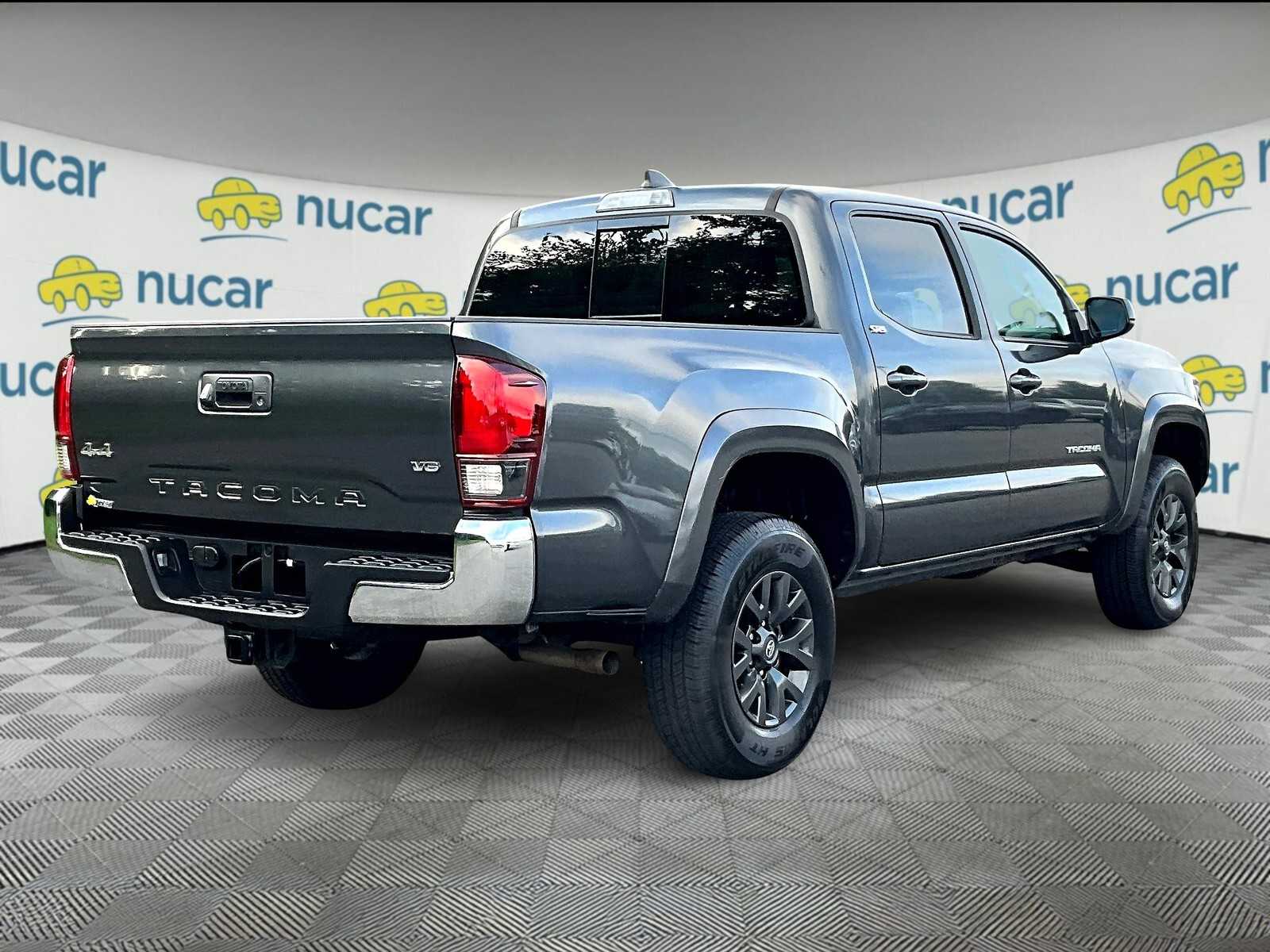 2022 Toyota Tacoma SR5 photo 6