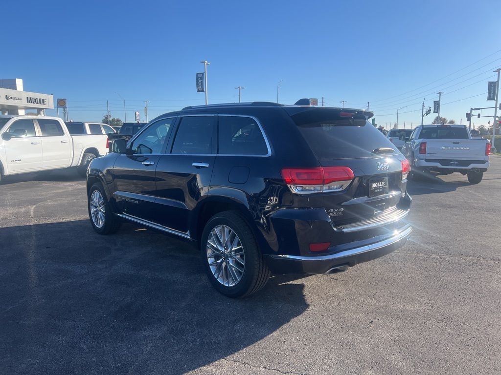 2017 Jeep Grand Cherokee Summit photo 4