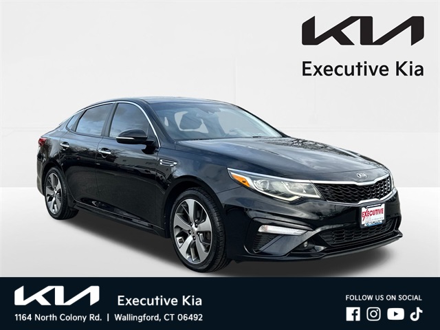 2019 Kia Optima S's photo