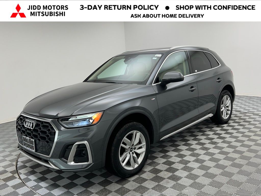 2022 Audi Q5 Premium's photo