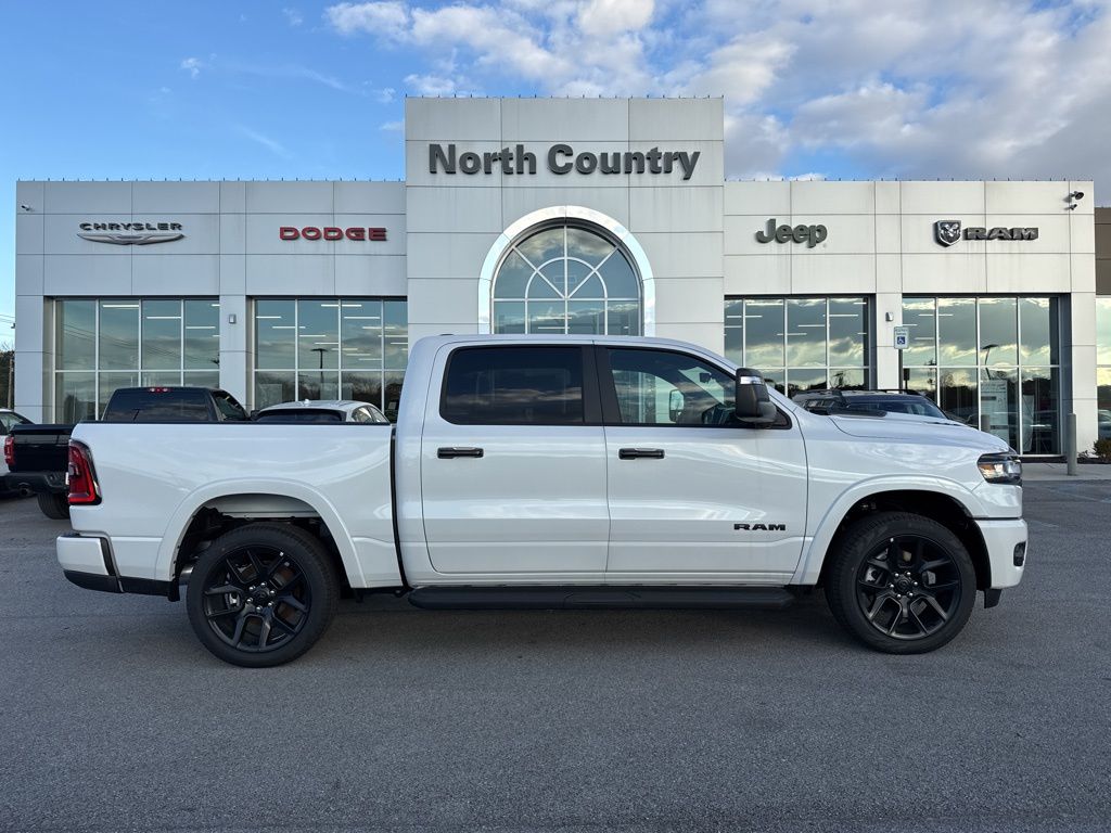 2026 RAM Ram 1500 Pickup Laramie's photo