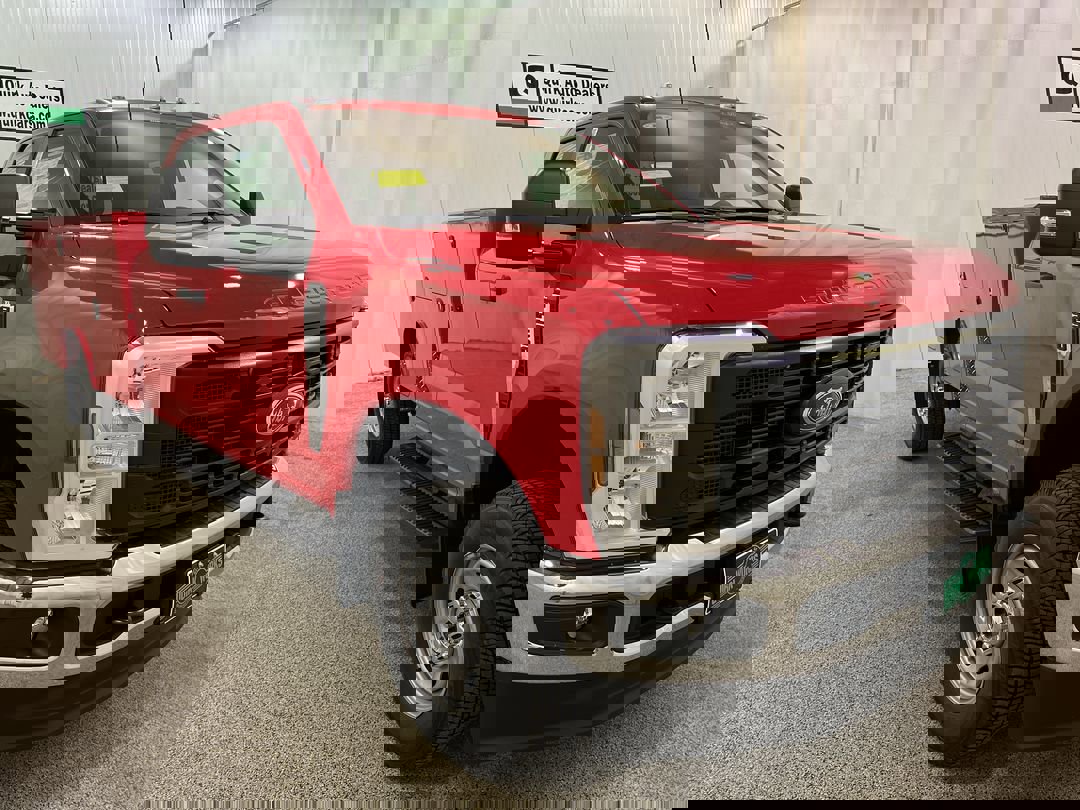 2025 Ford F-250 Super Duty XL's photo