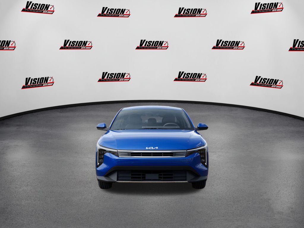 2025 Kia K4 EX photo 2