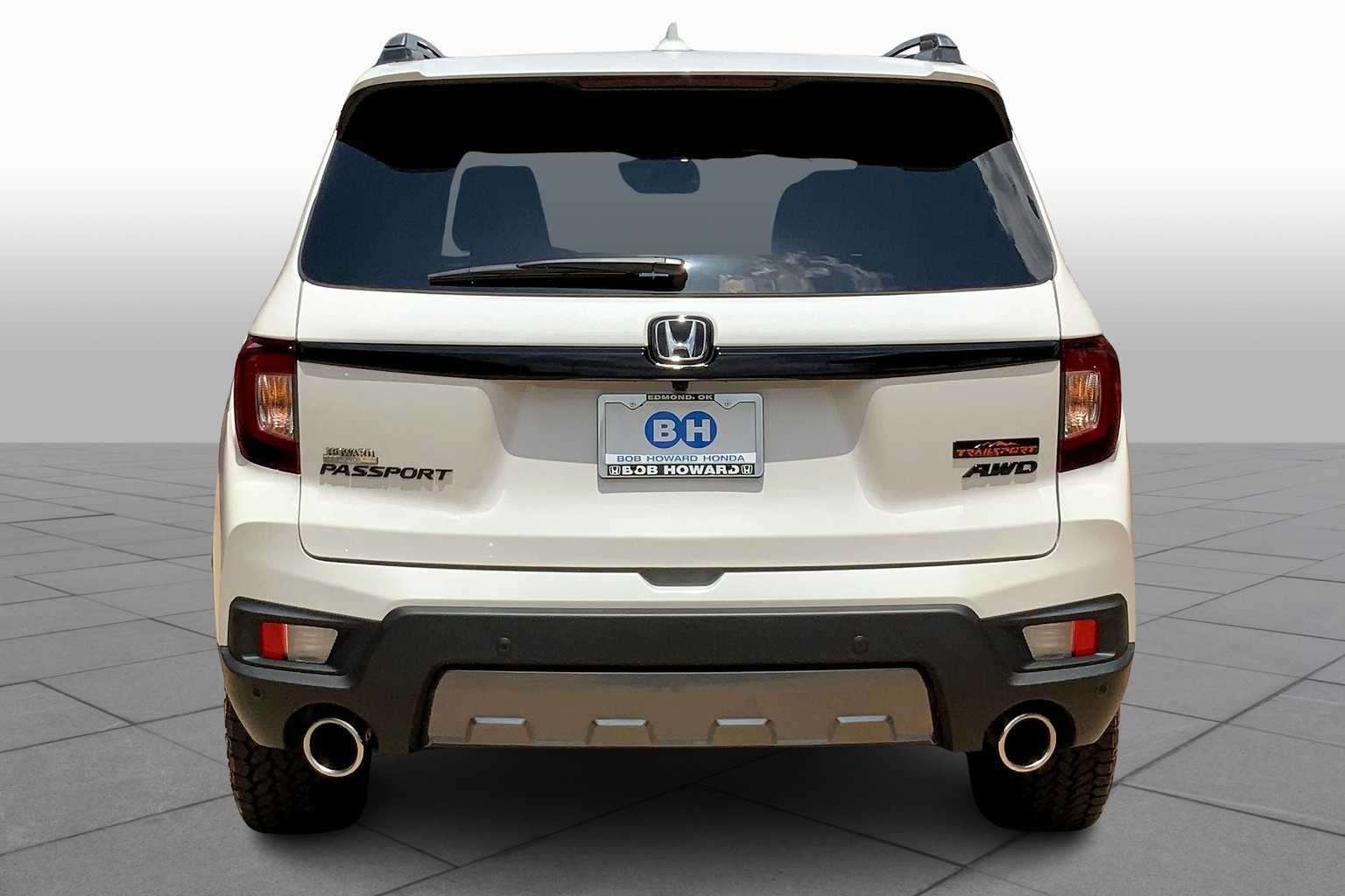 2025 Honda Passport TrailSport photo 4