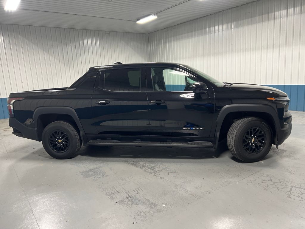 2026 Chevrolet Silverado EV LT photo 2