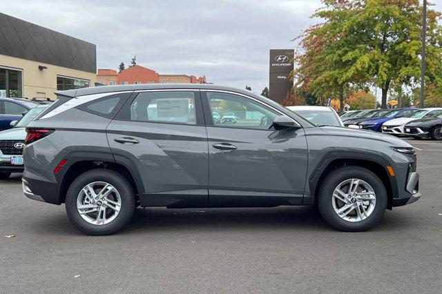 2026 Hyundai Tucson SE photo 4