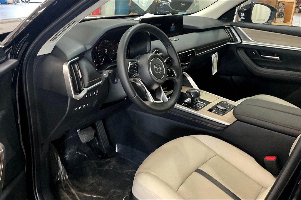 2025 MAZDA CX-90 - Image 6