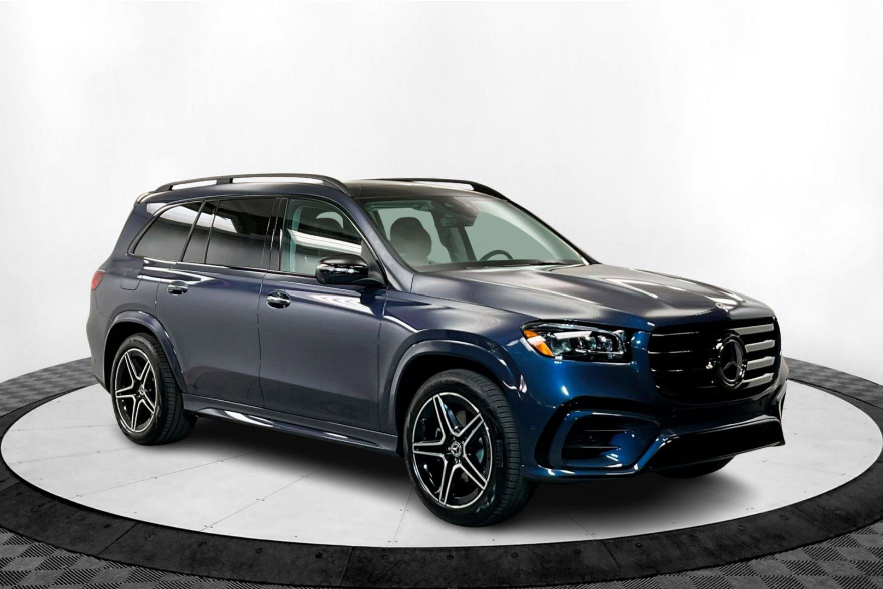 2025 Mercedes Benz GLS 450 4MATIC photo 7