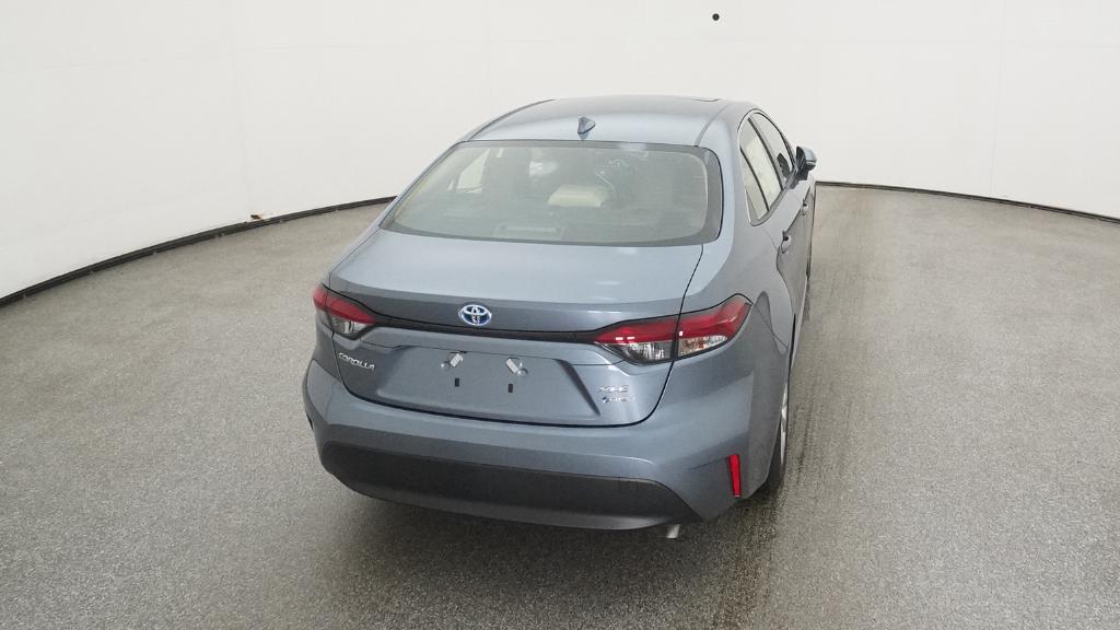 2025 Toyota Corolla Hybrid XLE photo 18
