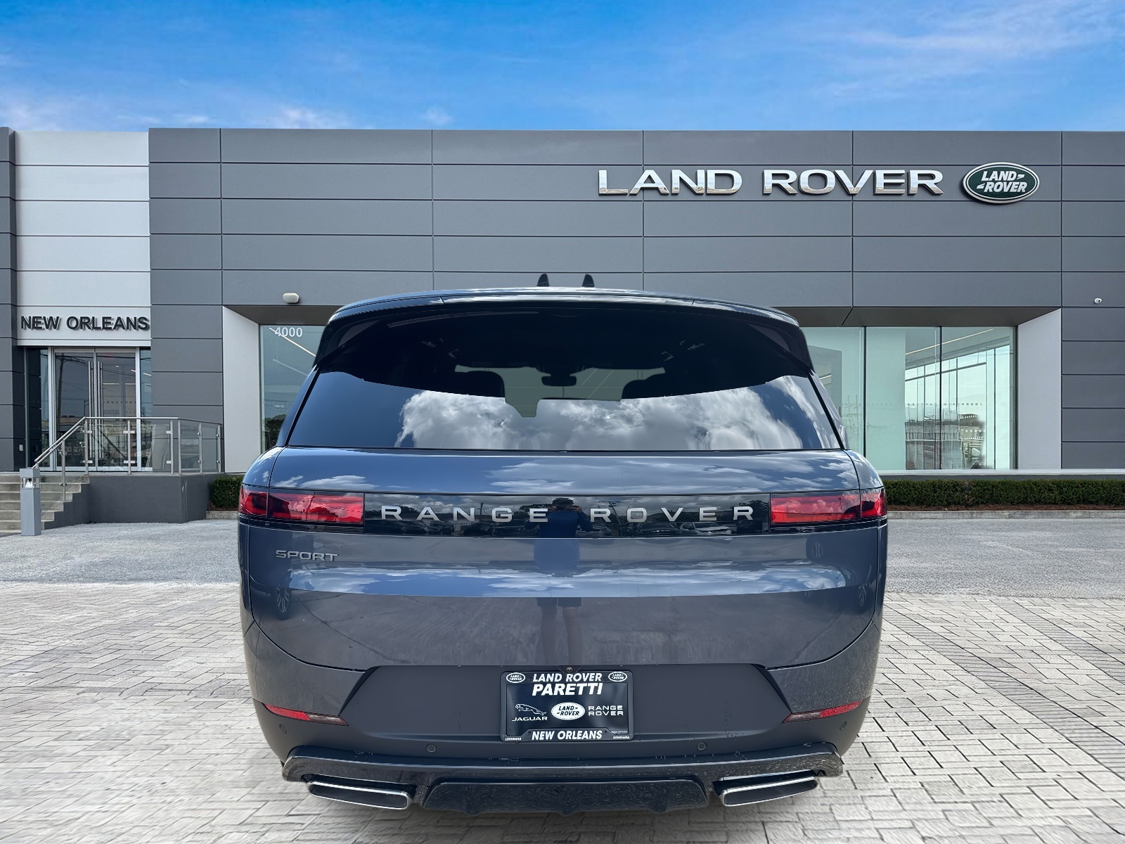 2025 Land Rover Range Rover Sport SE photo 6