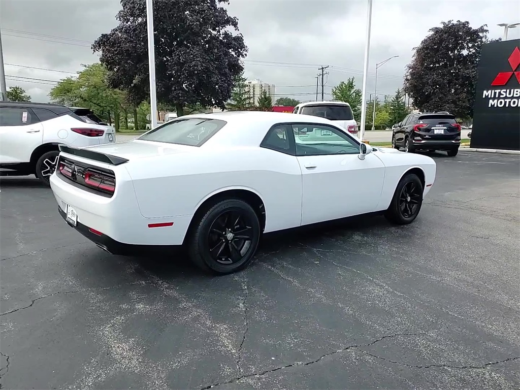 2023 Dodge Challenger SXT photo 11
