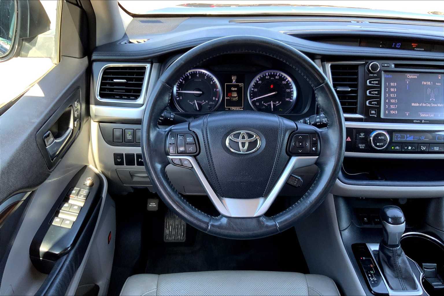 2014 Toyota Highlander Limited photo 5