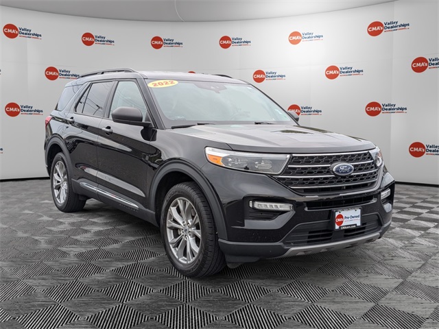2022 Ford Explorer XLT photo 2