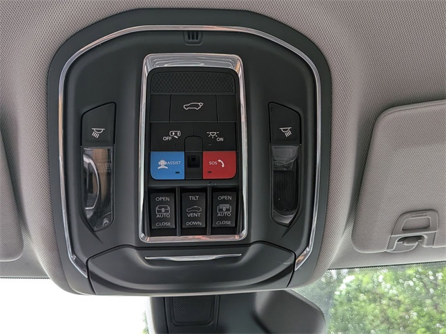 2022 Jeep Grand Cherokee Limited photo 20