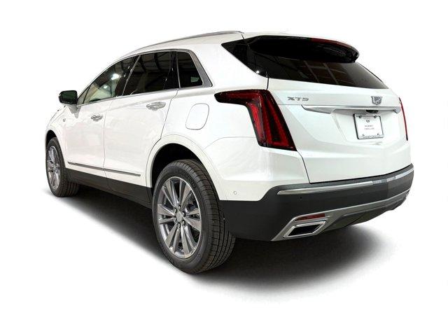 2025 Cadillac XT5 Premium Luxury photo 3
