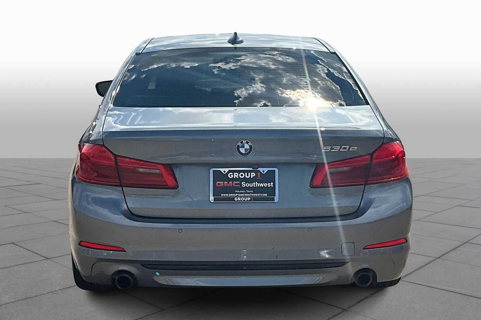 2018 Bmw 530e Sedan photo 4