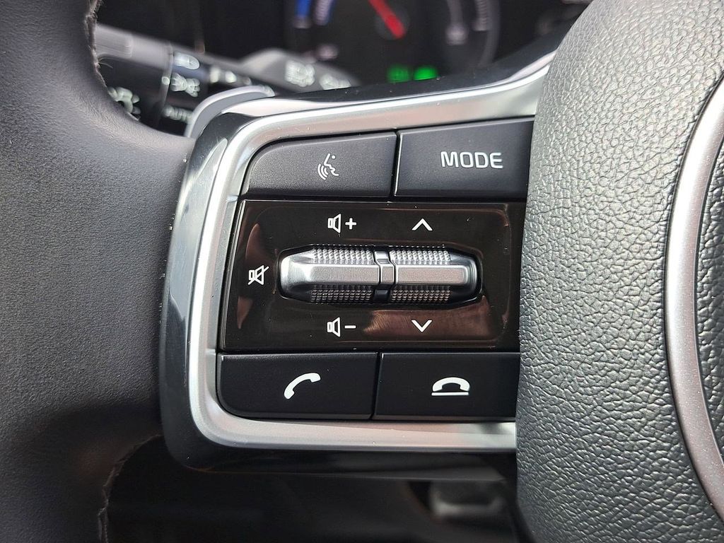 2023 Kia Sorento Hybrid EX photo 25
