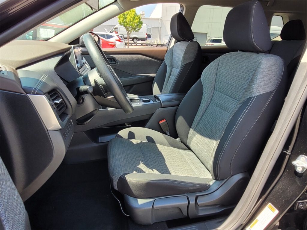 2021 Nissan Rogue S photo 5