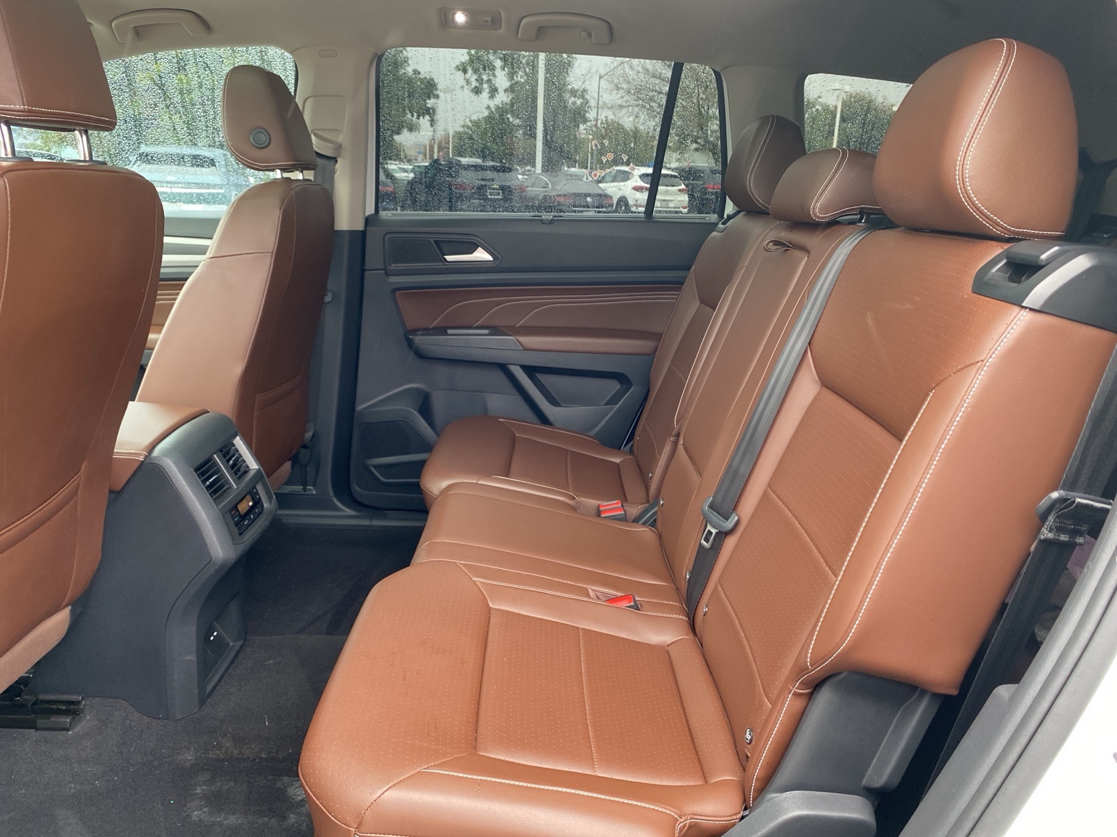 2022 Volkswagen Atlas V6 SEL R-Line photo 10