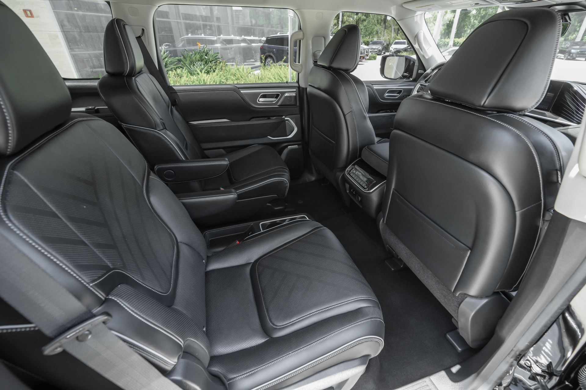 2025 Infiniti QX80 Luxe photo 29