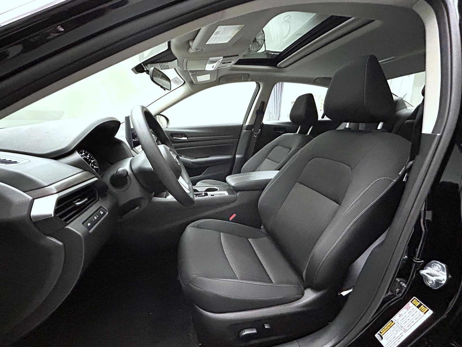 2025 Nissan Altima SV Special Edition photo 10