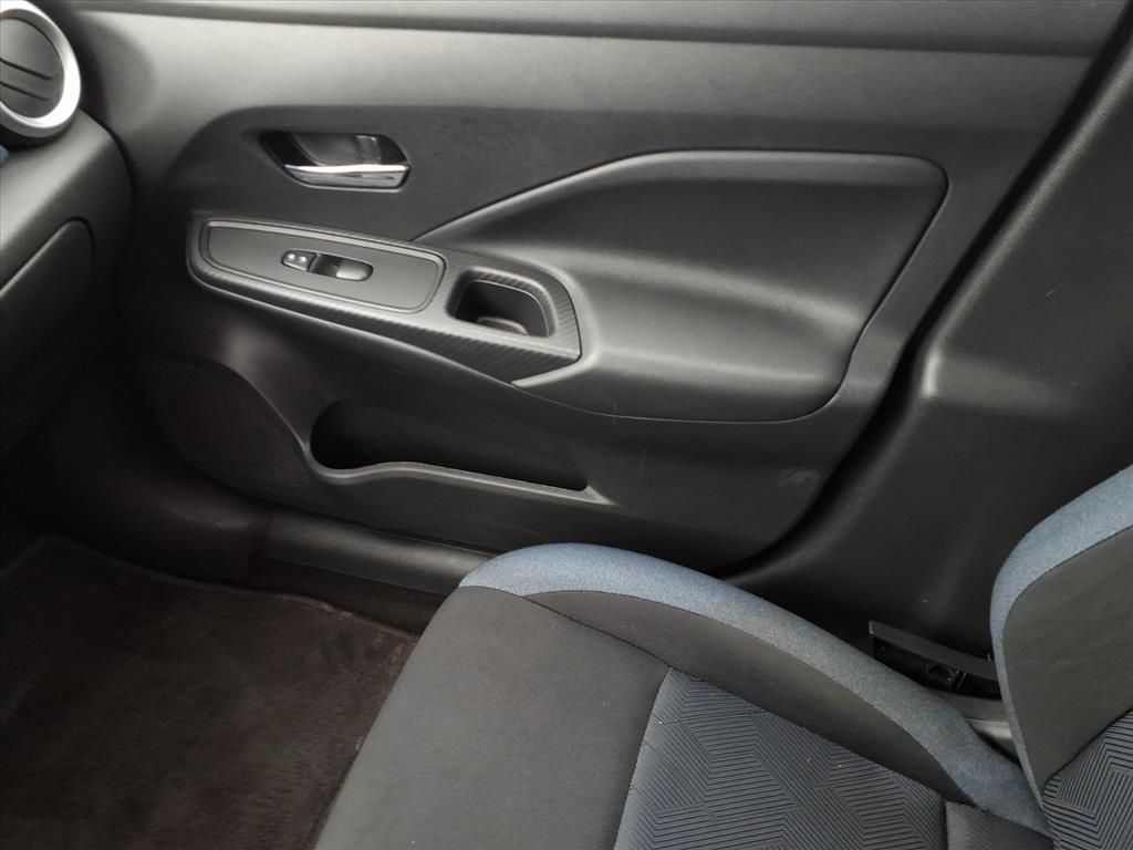 2023 NISSAN VERSA - Image 24