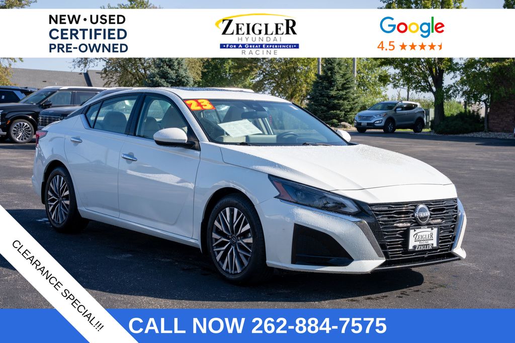 2023 Nissan Altima SV