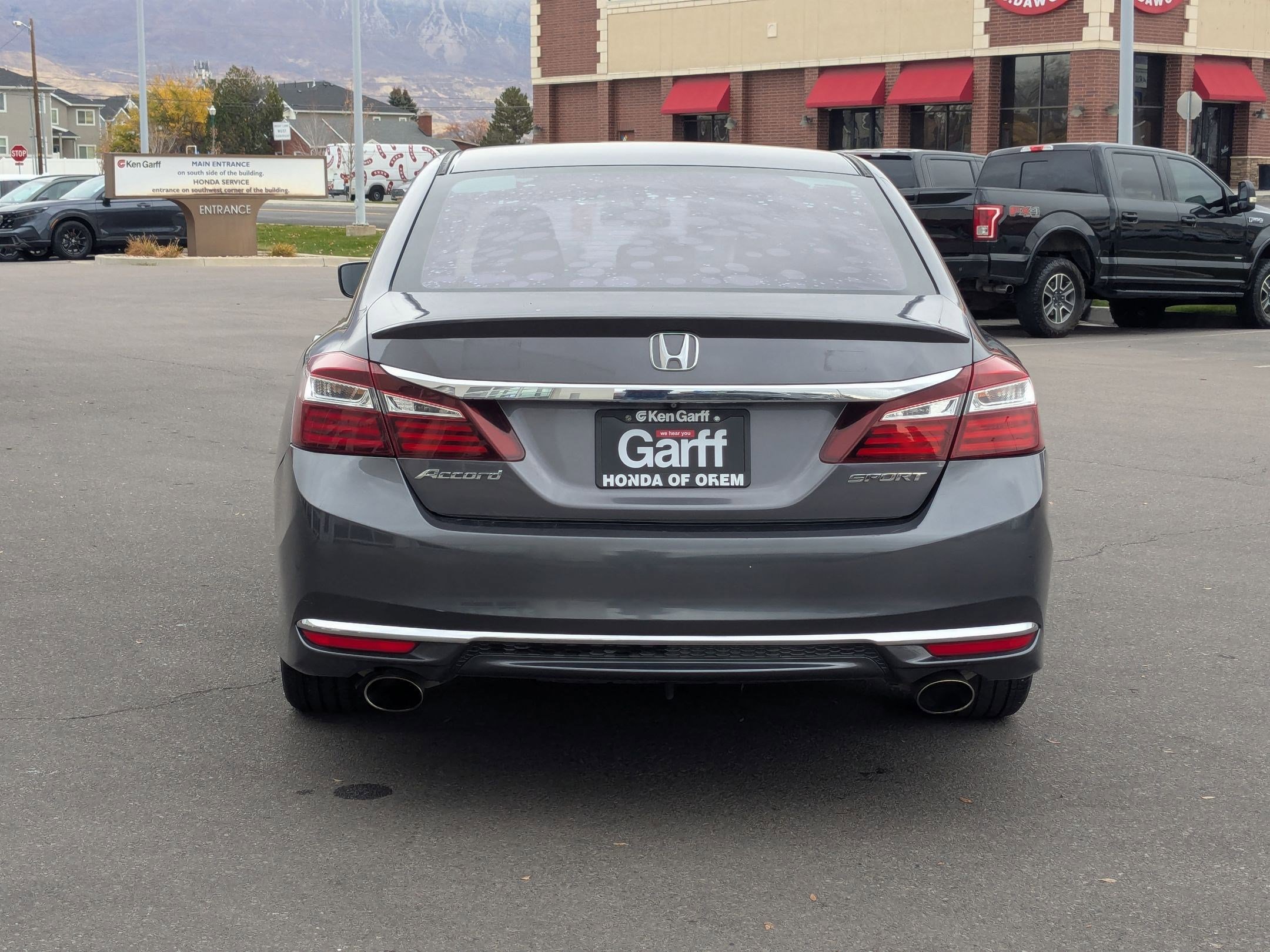 2016 Honda Accord Sport photo 4