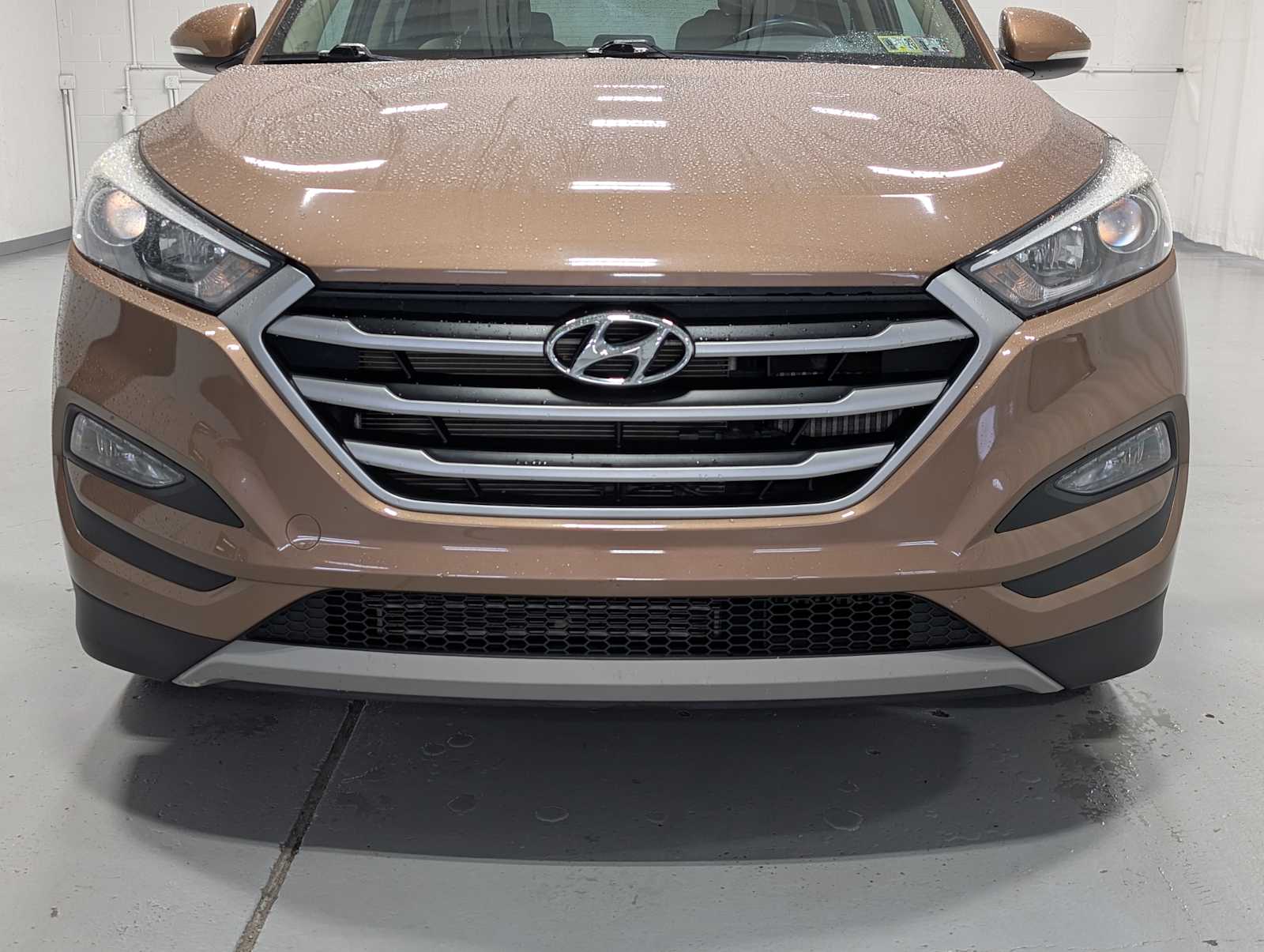 2017 Hyundai Tucson Sport photo 2