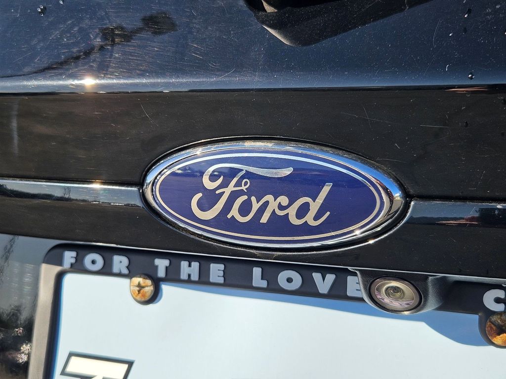 2019 Ford Fiesta SE photo 26