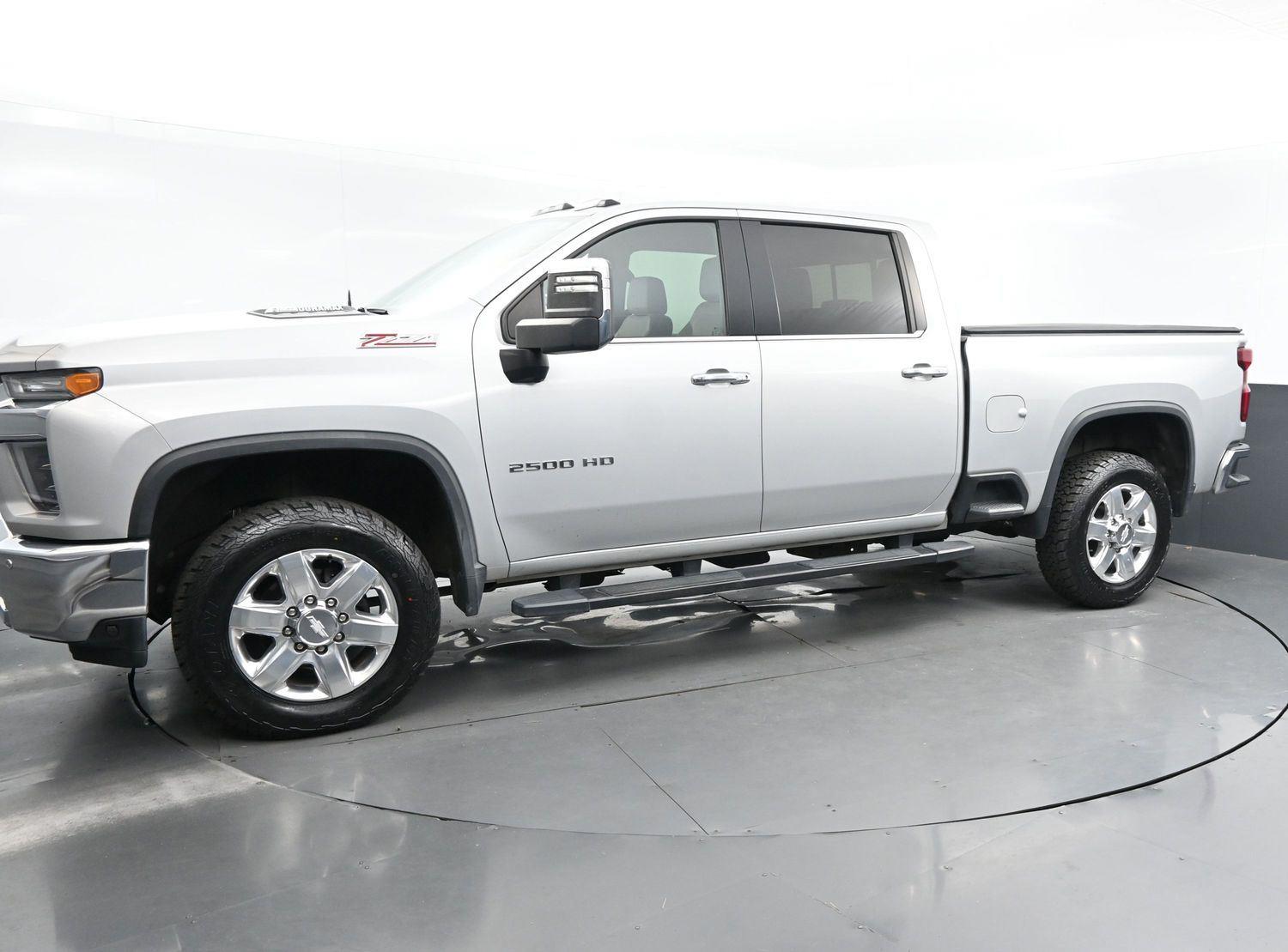 2020 Chevrolet Silverado 2500HD LTZ photo 3