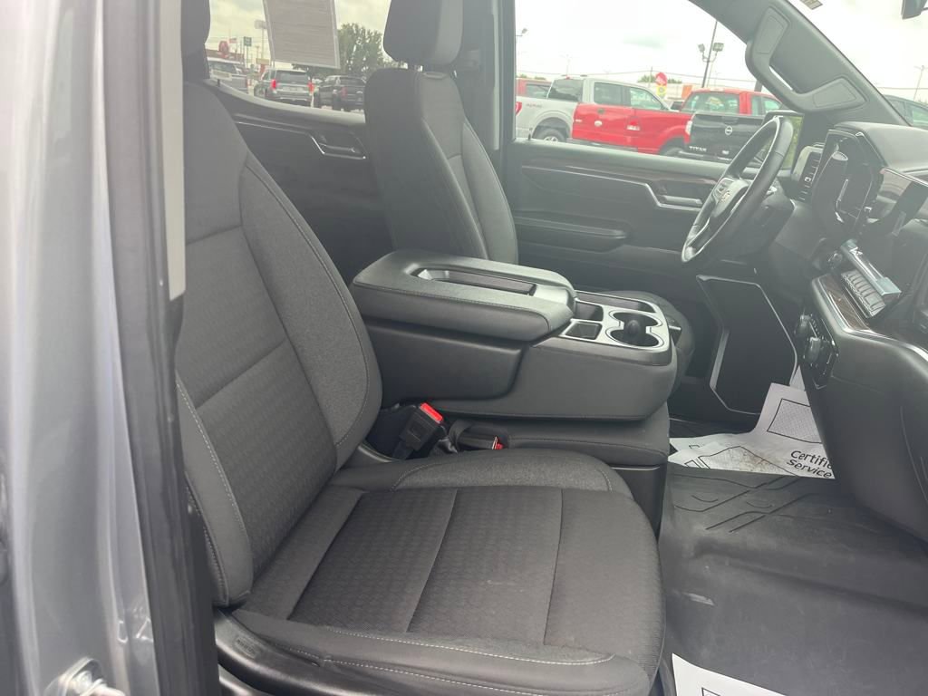 2023 Chevrolet Silverado 1500 LT photo 24